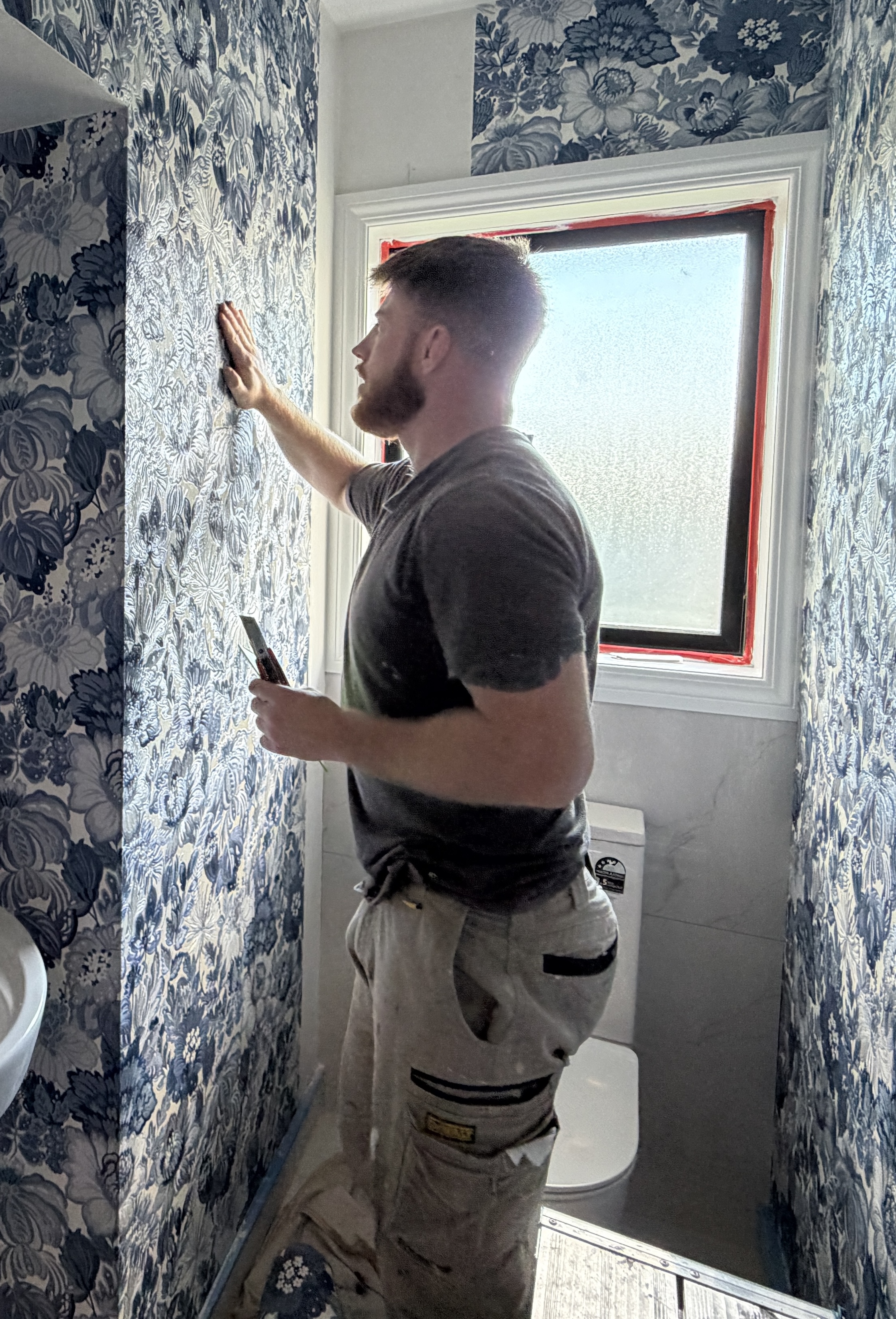 Professional wallpaper installation in Wanaka